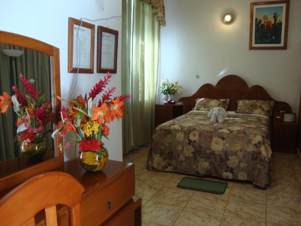 Hotel Sol Del Oriente Iquitos Bilik gambar