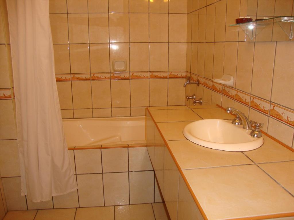 Hotel Sol Del Oriente Iquitos Bilik gambar